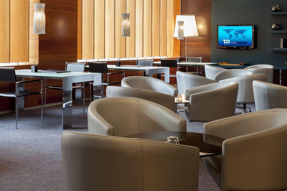 Ac Hotel Badajoz By Marriott Buitenkant foto
