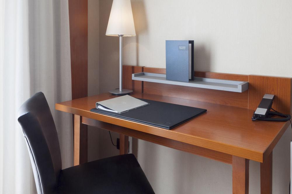 Ac Hotel Badajoz By Marriott Buitenkant foto