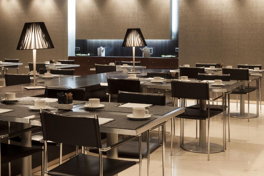 Ac Hotel Badajoz By Marriott Buitenkant foto