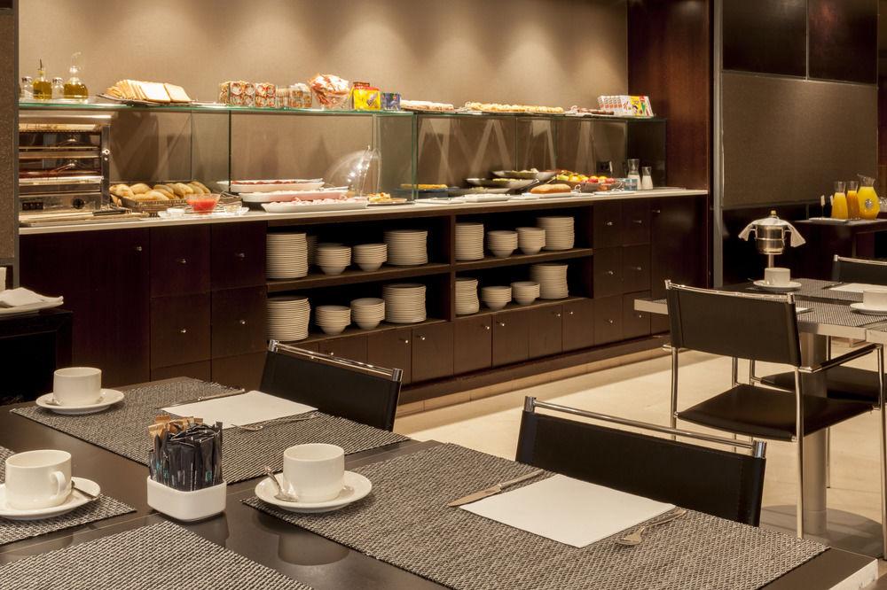 Ac Hotel Badajoz By Marriott Buitenkant foto