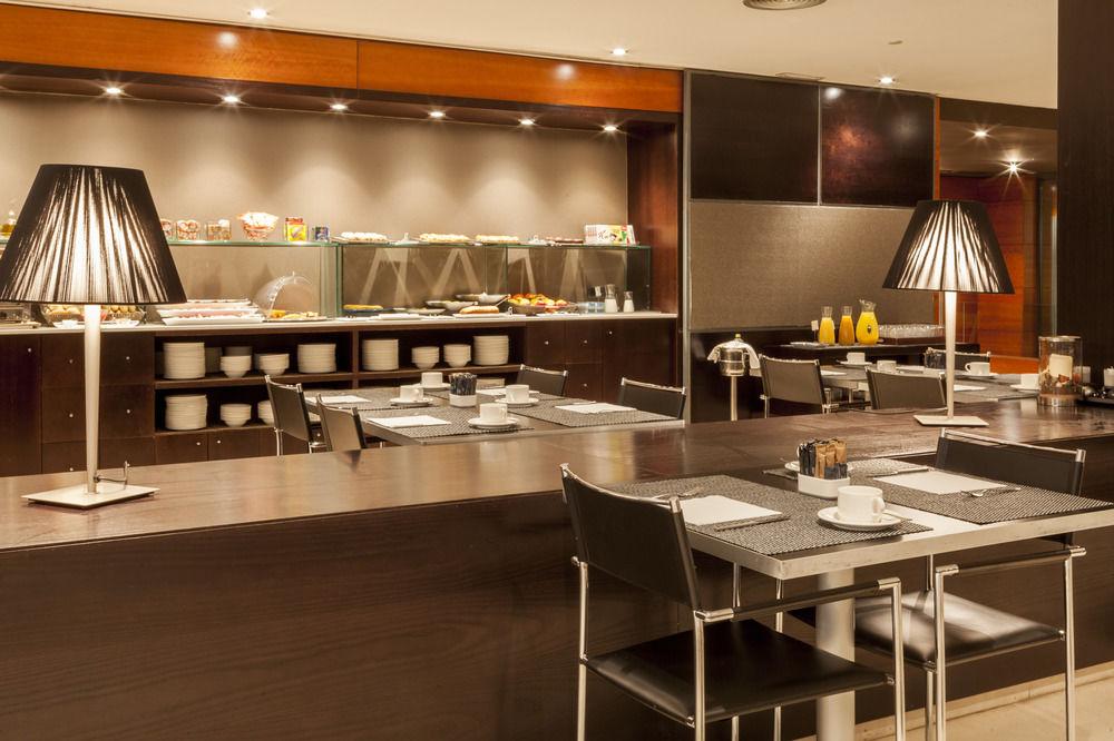 Ac Hotel Badajoz By Marriott Buitenkant foto