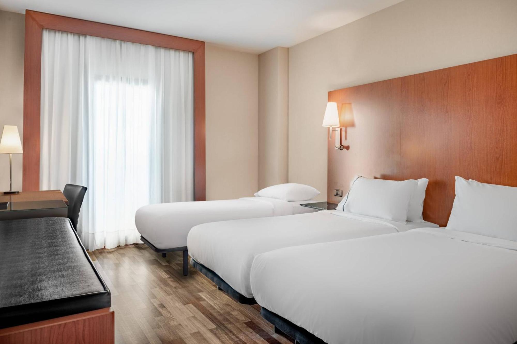 Ac Hotel Badajoz By Marriott Buitenkant foto
