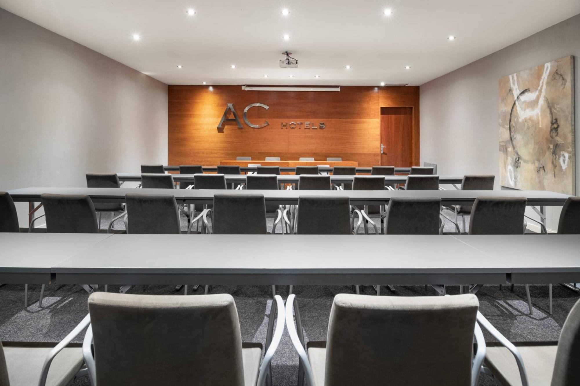 Ac Hotel Badajoz By Marriott Buitenkant foto