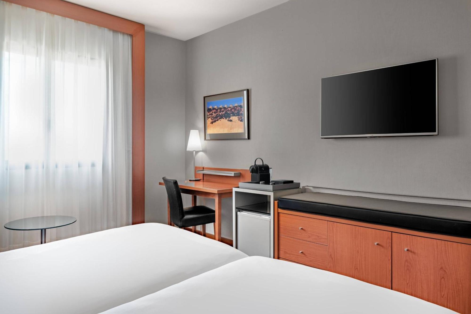 Ac Hotel Badajoz By Marriott Buitenkant foto